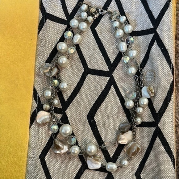 Puffy Pearl and multi strand necklace - Picture 1 of 6